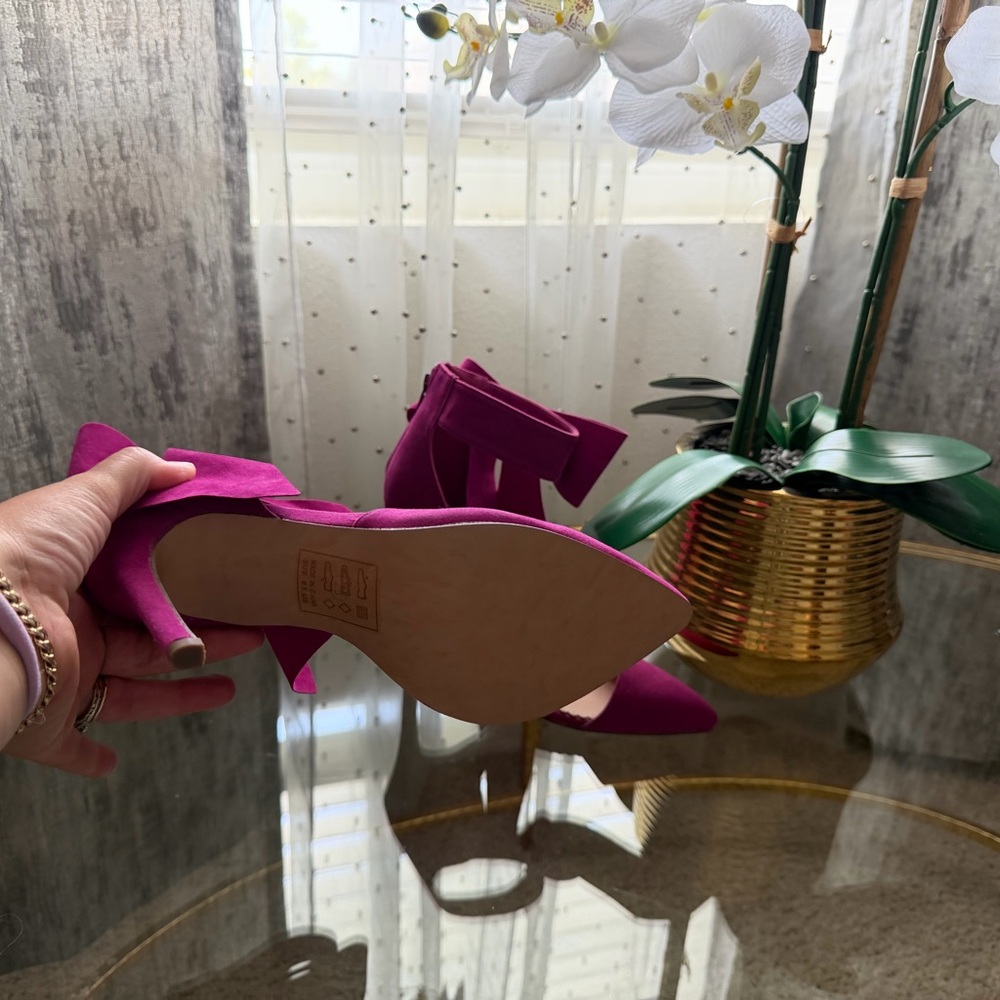 High heelsβ - Picture 2 of 4